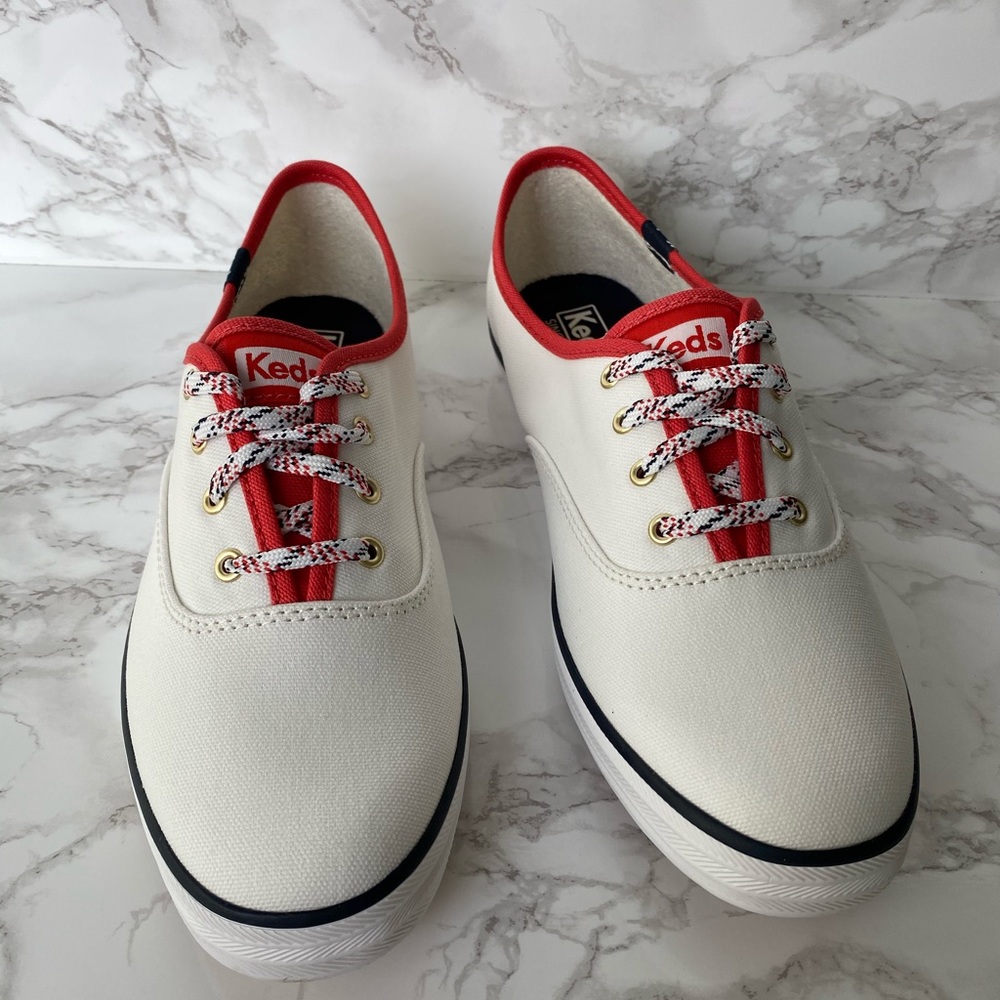NWT / box Keds Champion sneaker